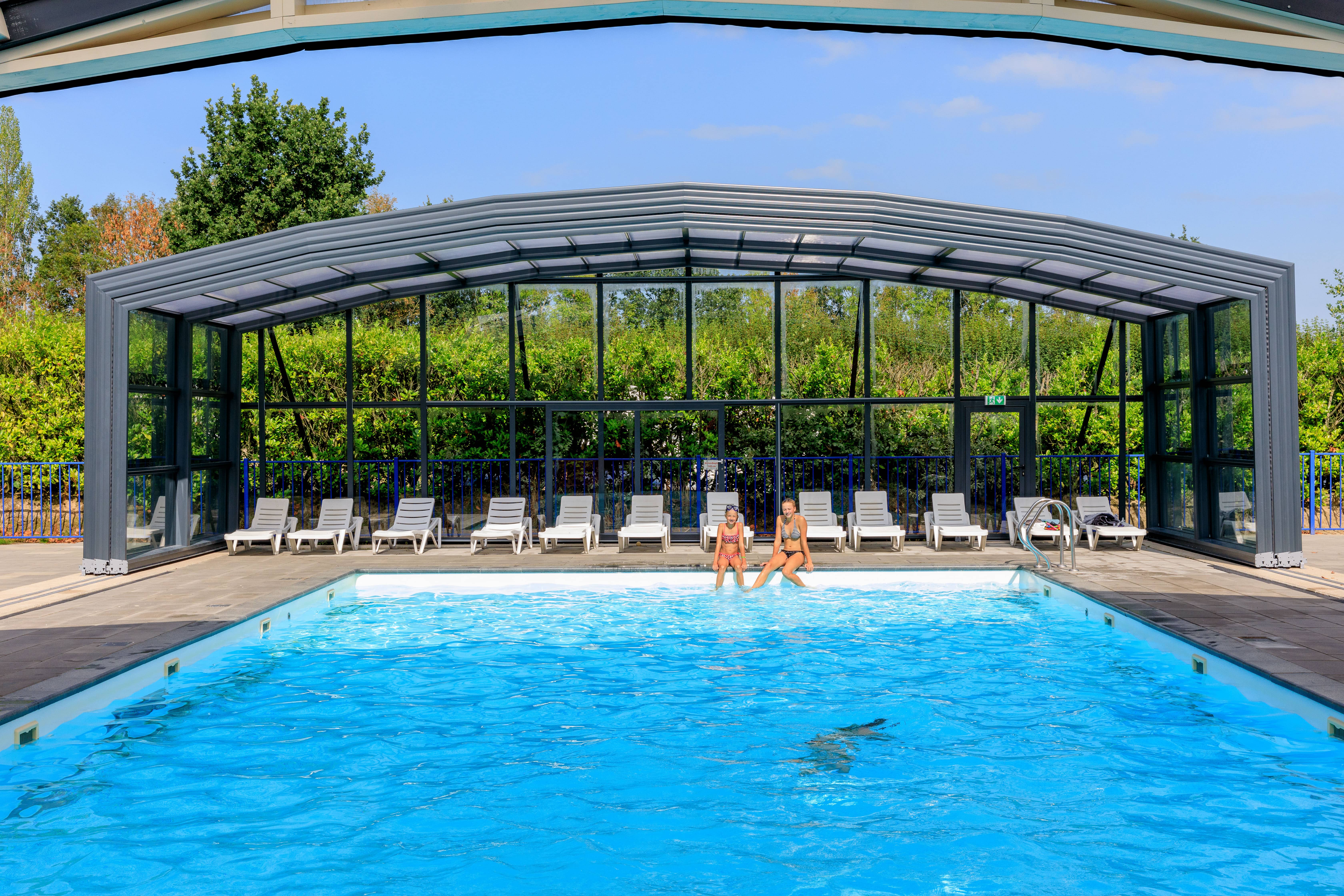 Public pool enclosures - Vollenhove, Netherlands